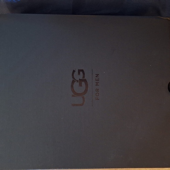 UGG Australia Men's Runyon Lined Chelsea Boot - Picture 6 of 9